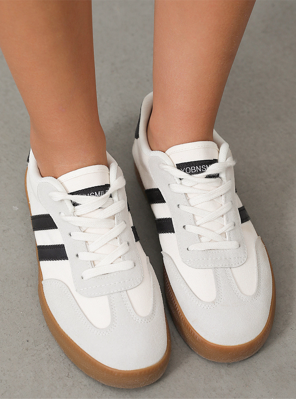 White Striped Lace-up Flat Sneakers