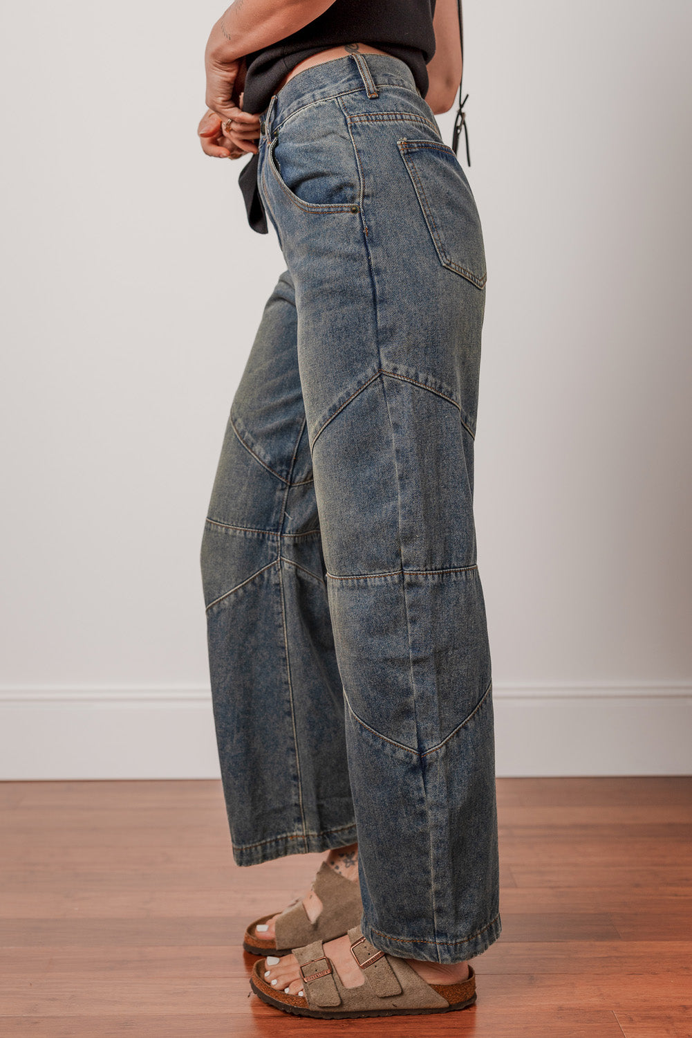Sail Blue Exposed Stitching Barrel Jeans