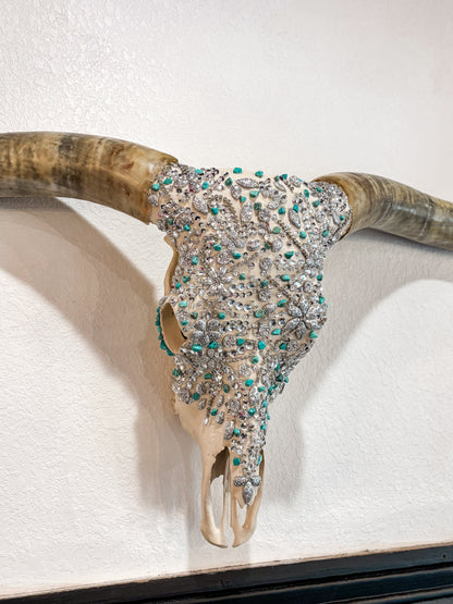 Turquoise Stardust – 70” Longhorn Statement Skull