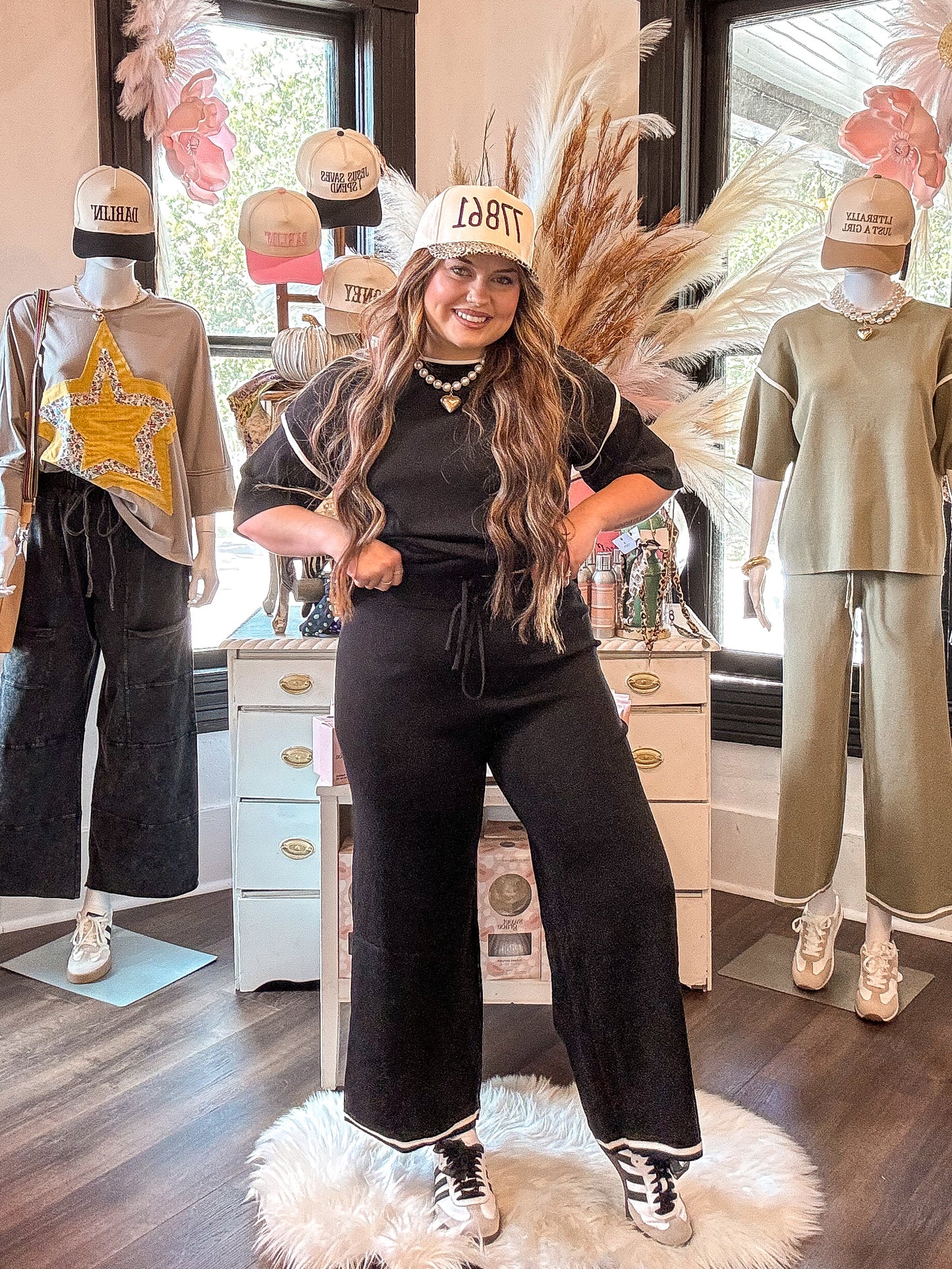 Black Half Sleeve Top & Drawstring Pants Sweater Set