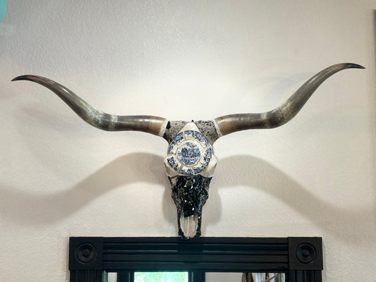 Turquoise Stardust – 54” Longhorn Statement Skull
