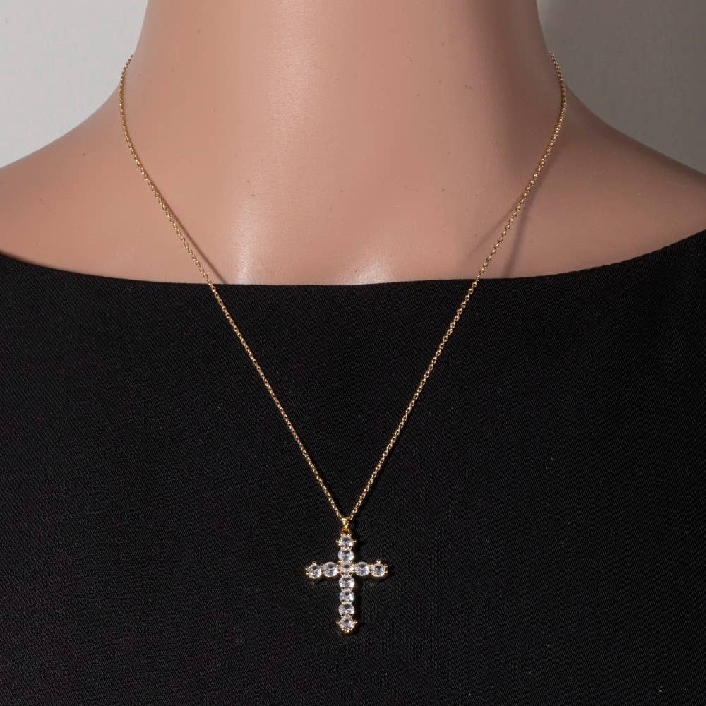 Cross Pendant Necklace