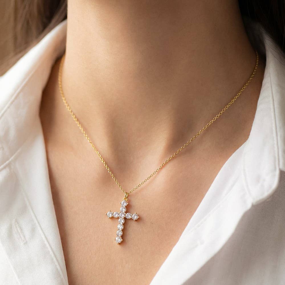 Cross Pendant Necklace